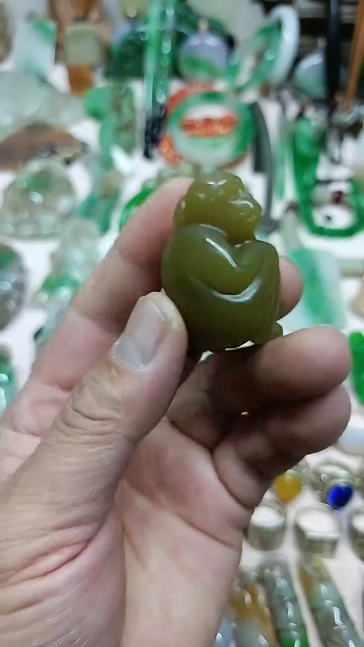白玉菩提手串直播间的实时画面