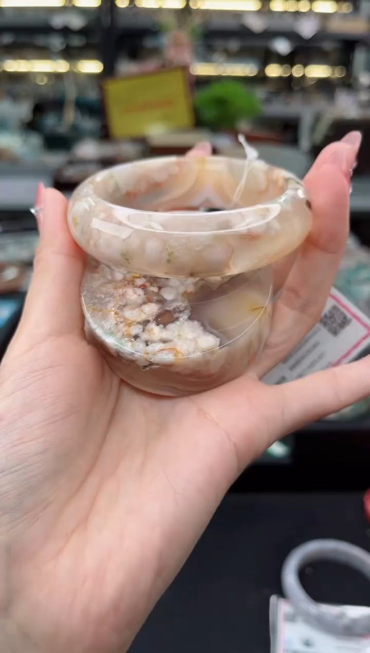 【闪购商品】石英质玉手镯未镶嵌58圈口（赠品镯心）3505052