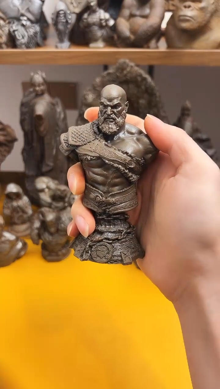 金属r****6实心铁艺---奎托斯