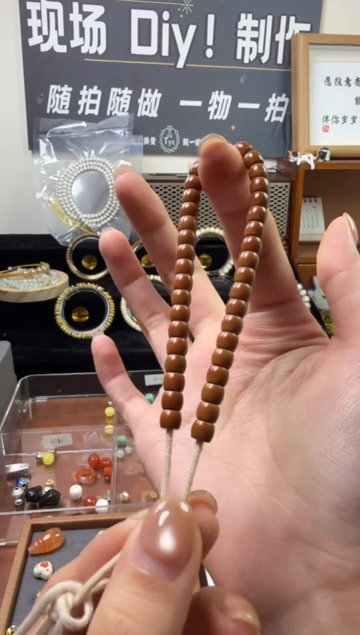 吊坠椰蒂J****o5*6椰蒂