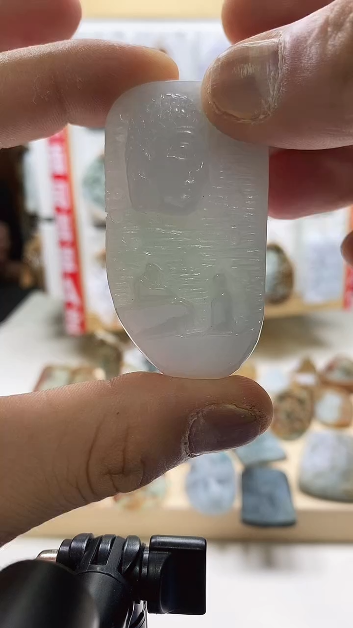 颈饰未镶嵌翡翠老三翡翠2025/11/18