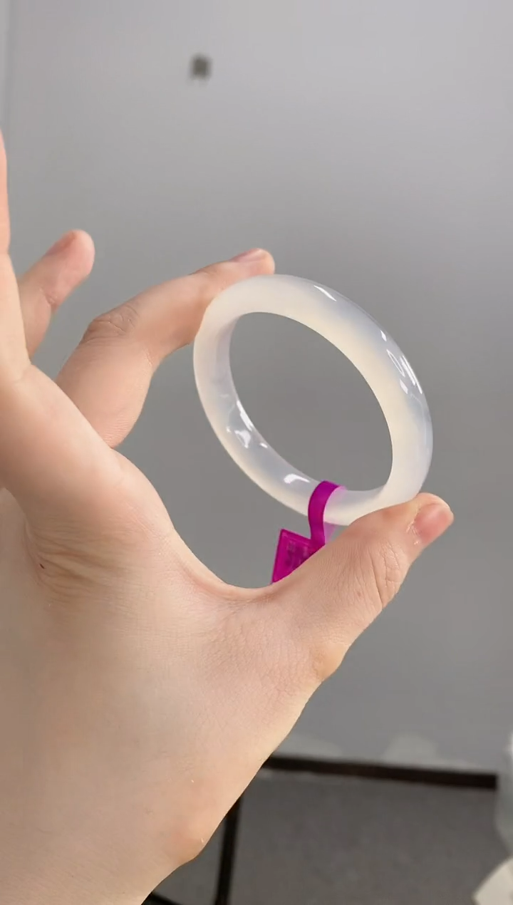 【闪购商品】玛瑙/玉髓手镯未镶嵌58圈