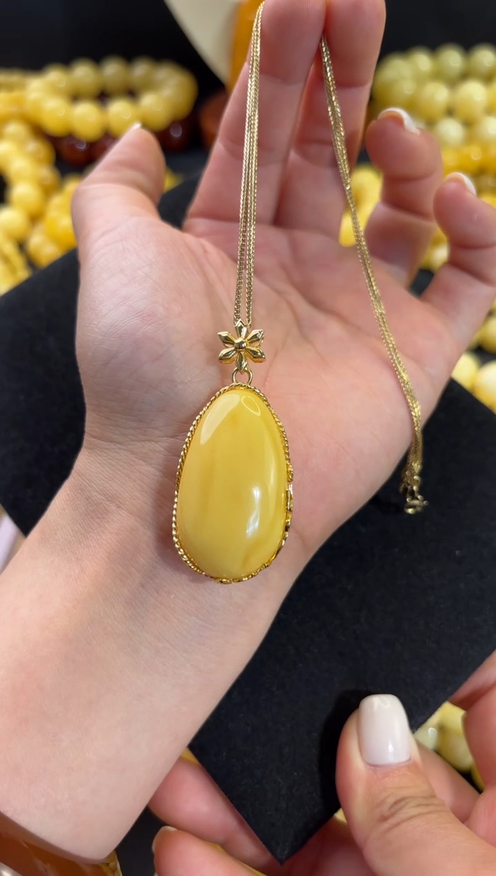 【闪购商品】蜜蜡颈饰银S925镀金镶嵌水滴