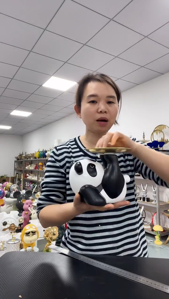 树脂胖哒熊猫托盘摆件