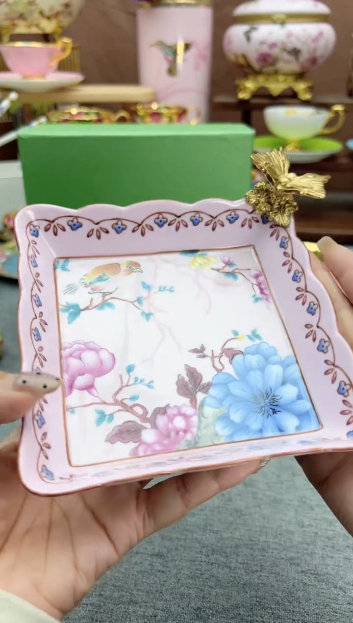 【闪购商品】东顿庄园花开富贵蝴蝶甜品蝶