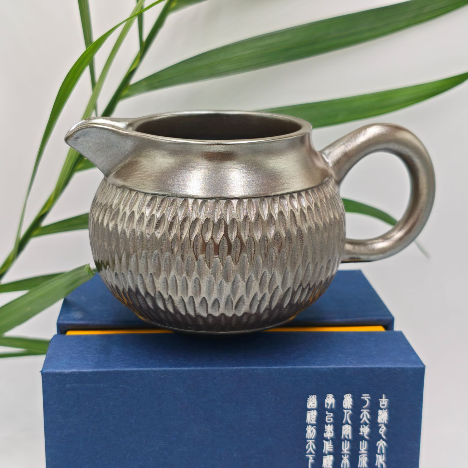 暖冬特惠紫砂茶杯锤纹公道杯纯手工复古中式主人杯全手工年末大促