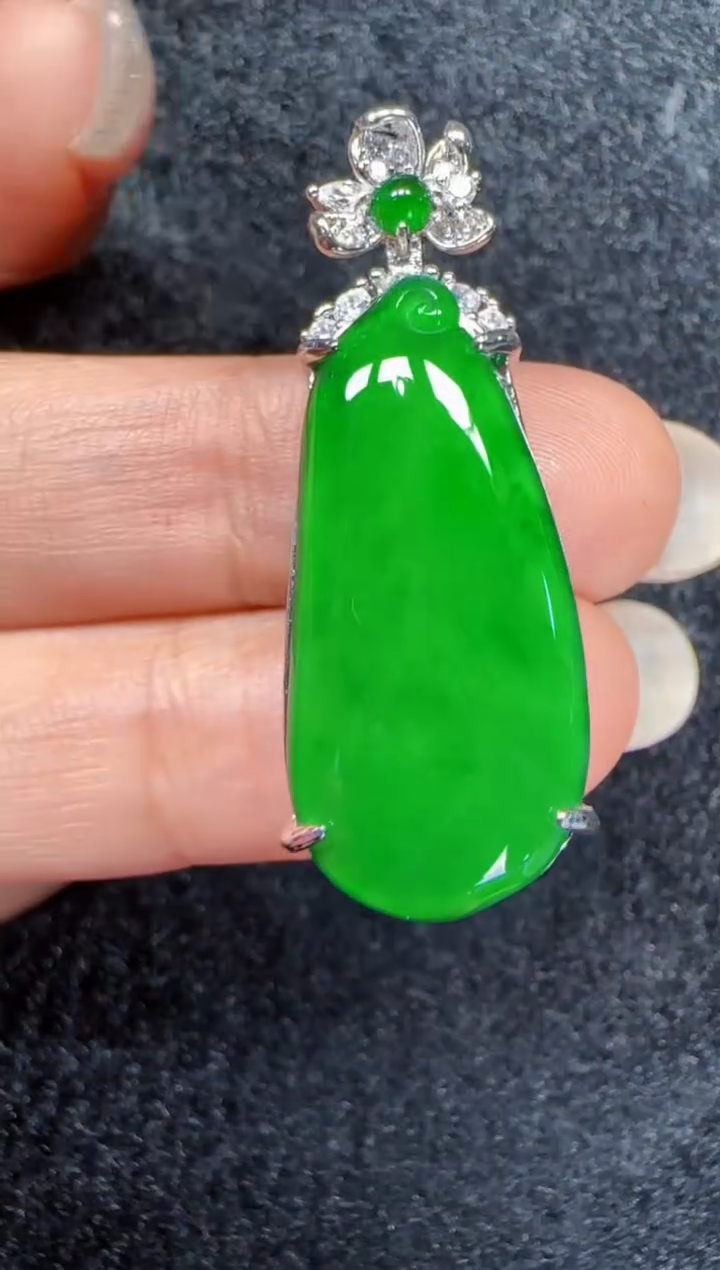 未镶嵌定制翡翠翡翠吊坠34