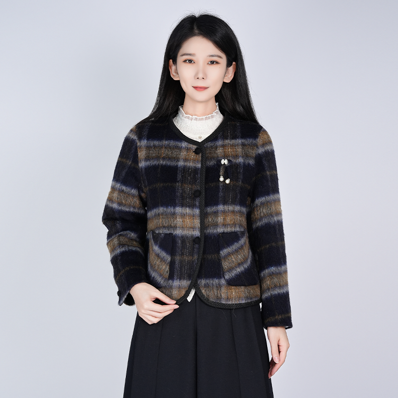 羊毛百搭时尚优雅女气质经典格色短款大衣外套WH05007805