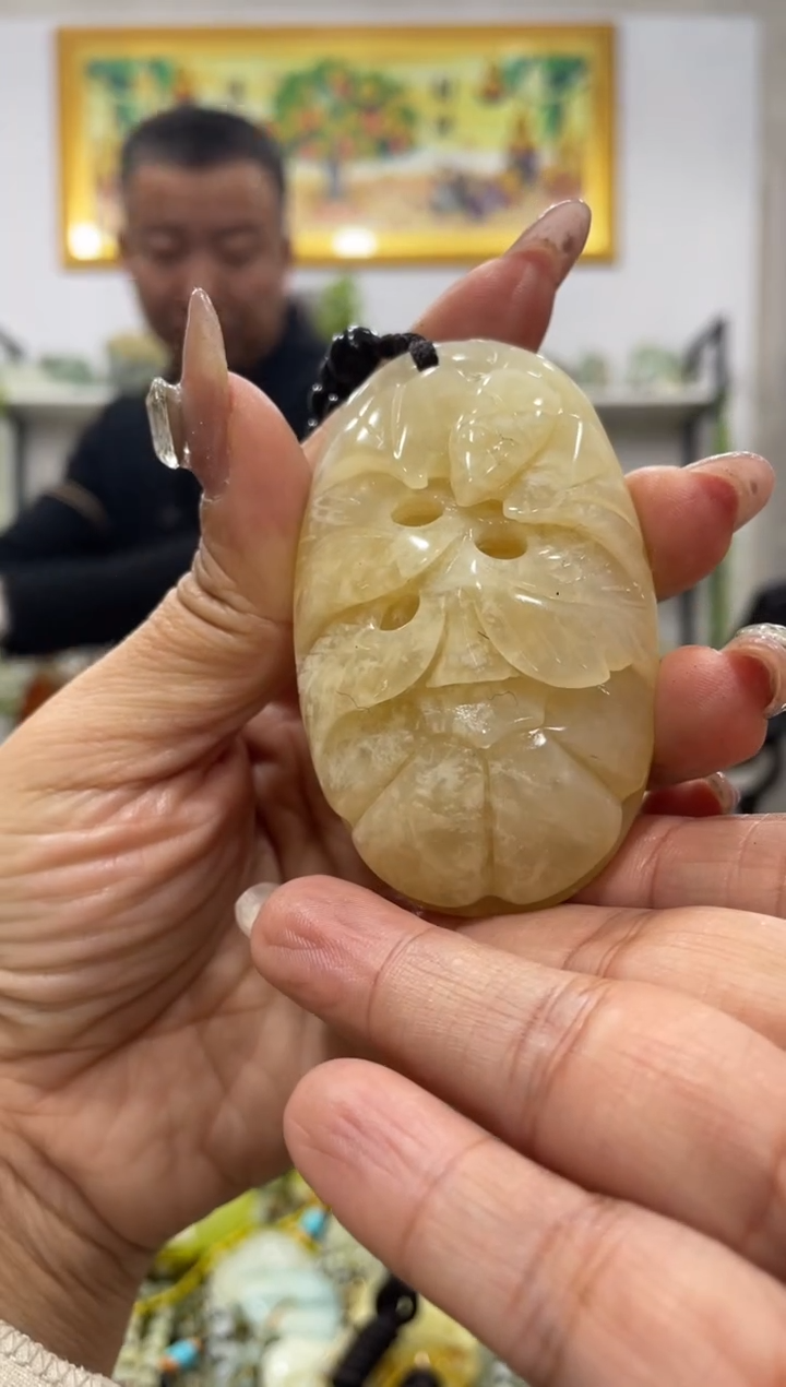 【闪购商品】岫玉手把未镶嵌           