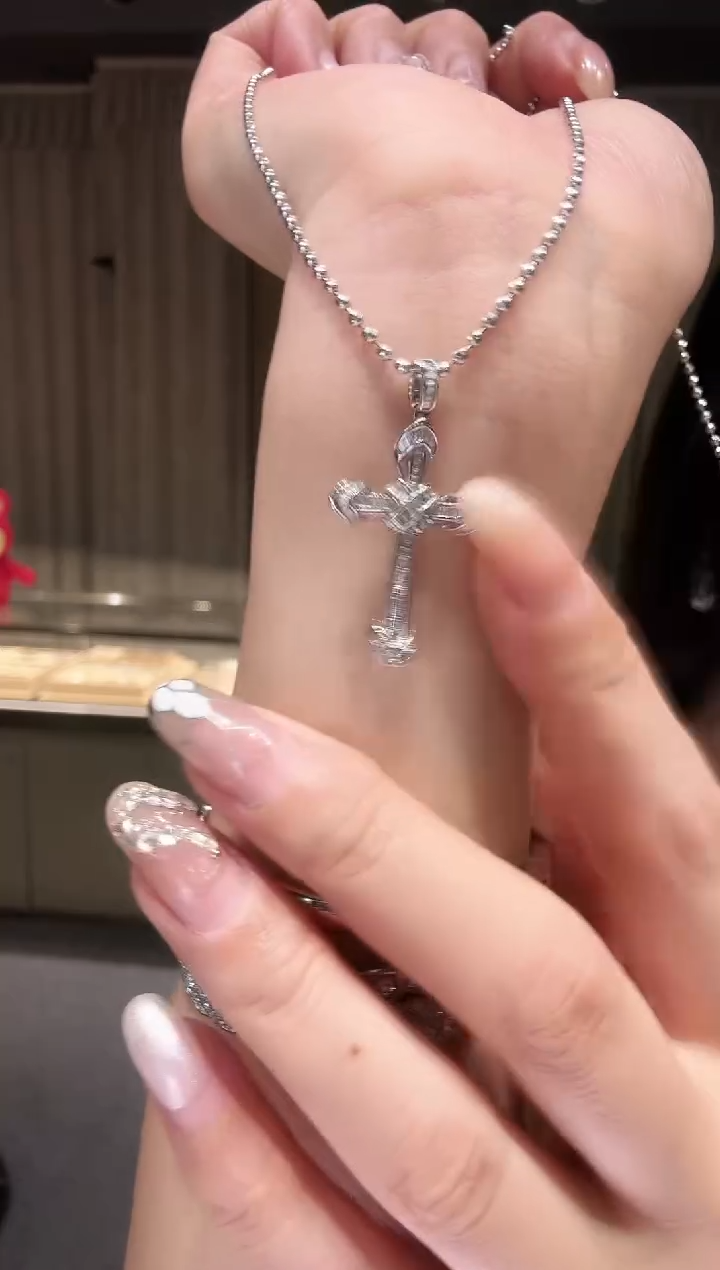 18K金镶嵌吊坠（不含链）钻石BV0003-W