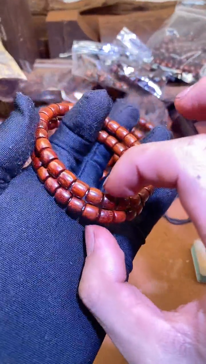 【闪购商品】小叶紫檀手串/手链6.5*7.5拆房料直切