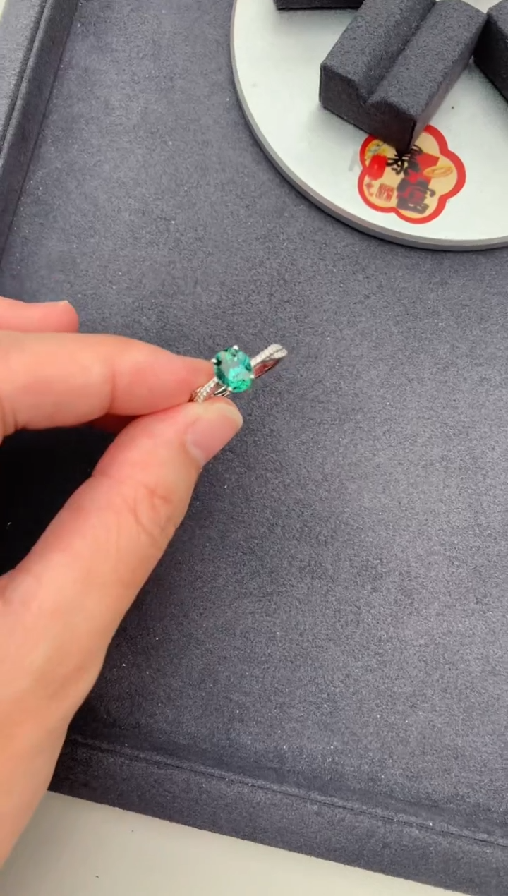 【闪购商品】碧玺戒指18K金镶嵌1.3ct绿碧玺戒指