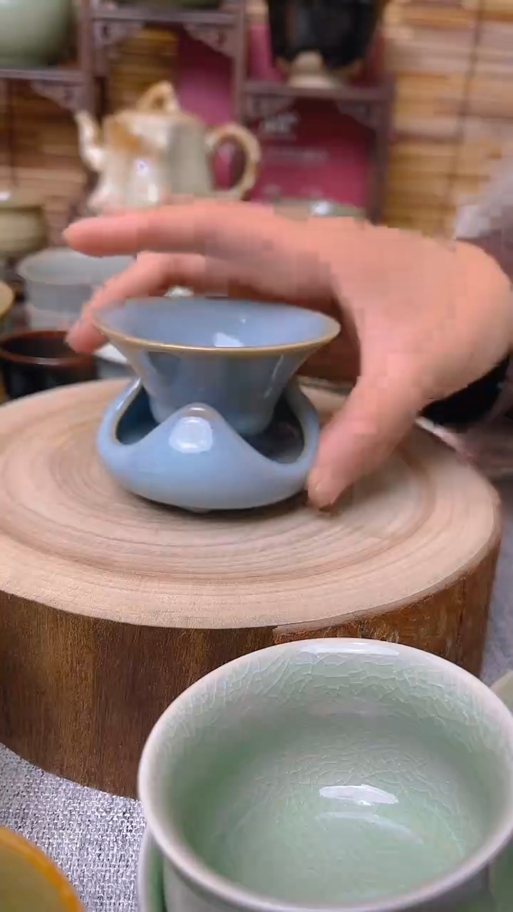 【闪购商品】瓷片原生态原矿天蓝茶漏q