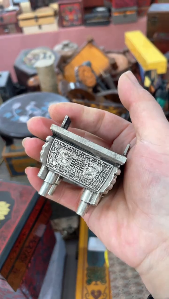 【闪购商品】1宫廷影视老旧工艺摆件