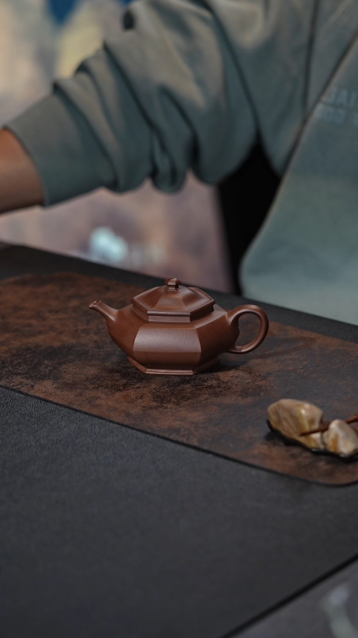 【闪购商品】紫砂茶壶六方合欢