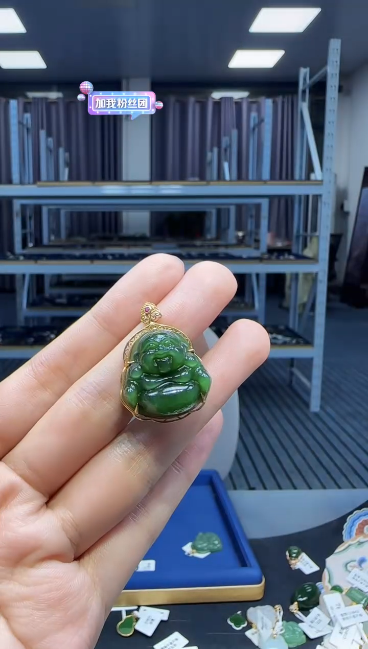 和田玉18K金镶嵌挂件1