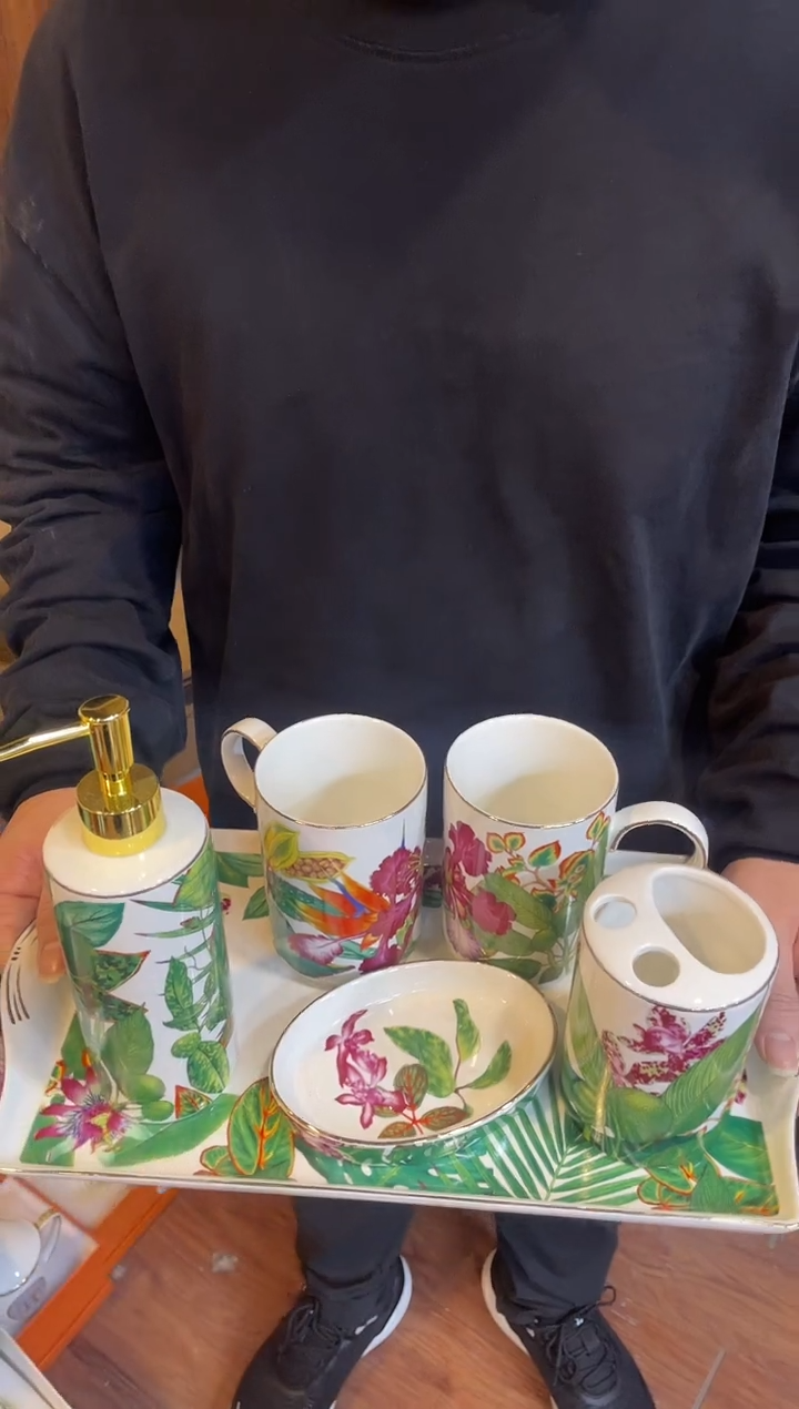 杯鸿辉家品牌瓷器，京东包邮！