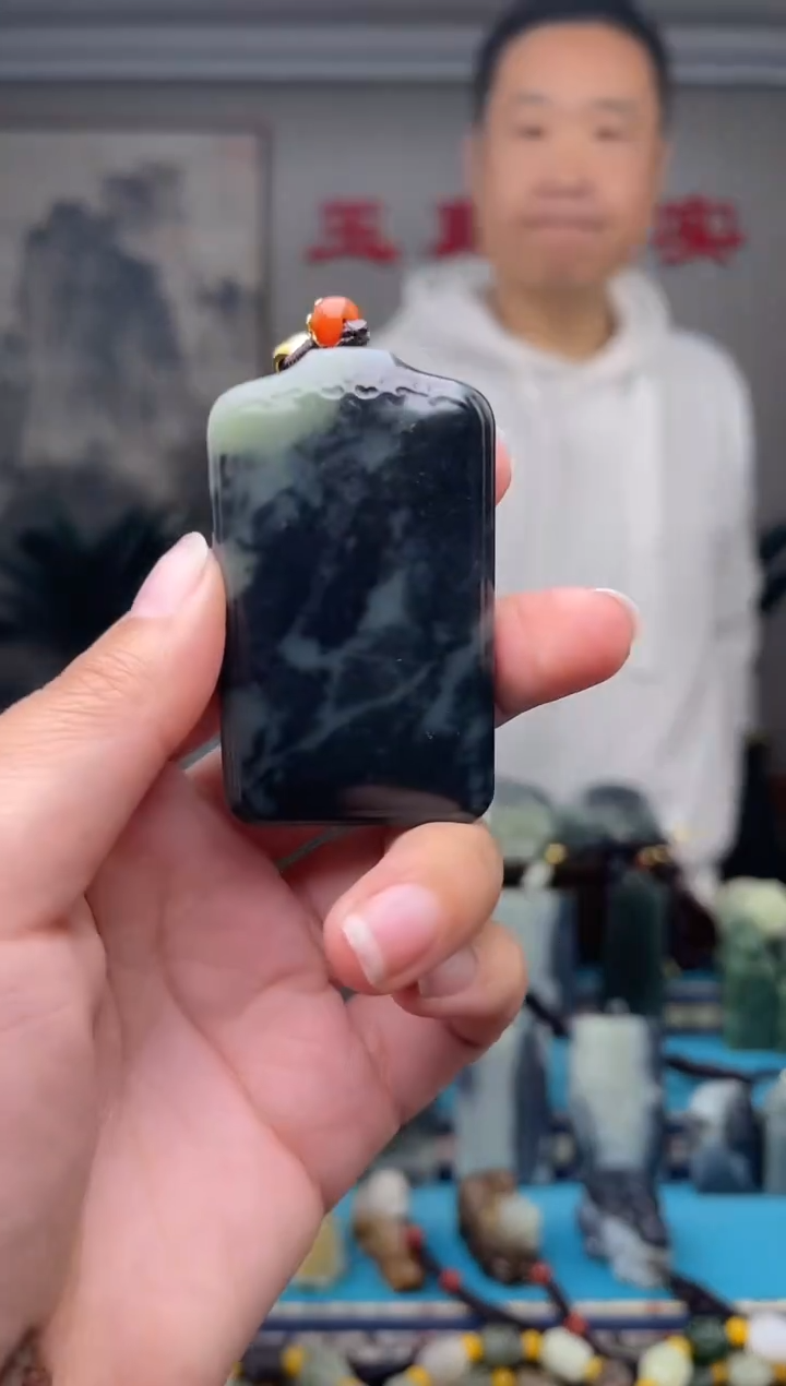 未镶嵌和田玉挂件1