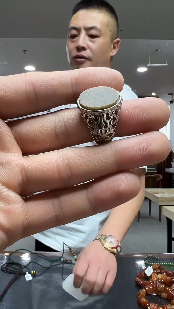 未镶嵌透闪石质玉把件否**来多样性发货其中发一