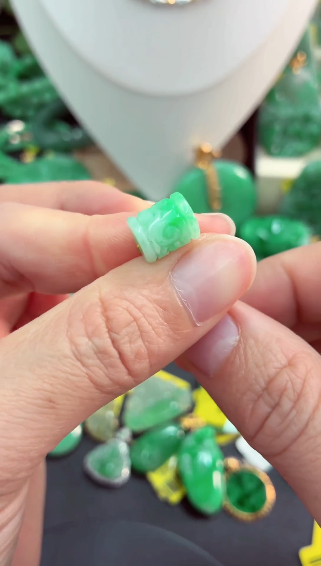 吊坠(不含链)未镶嵌翡翠天然缅甸翡翠A货