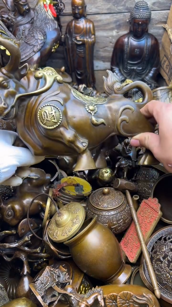 精美铜器，点击下单