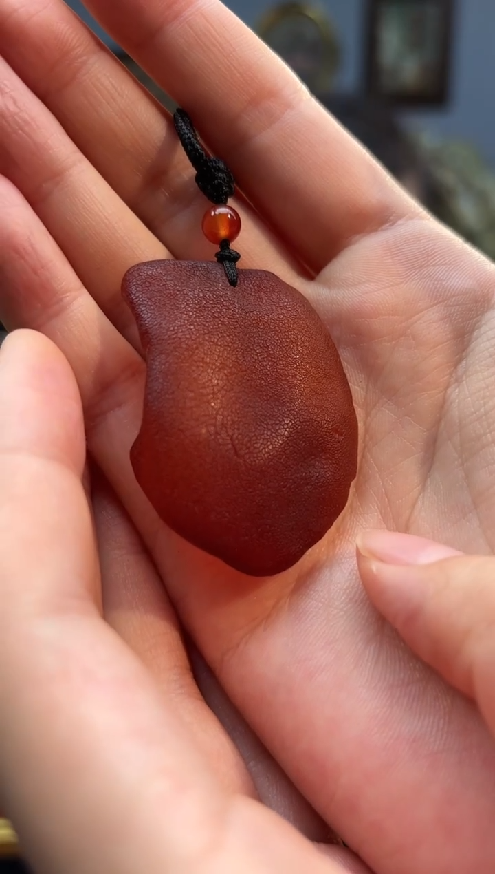 琥珀颈饰未镶嵌吊坠