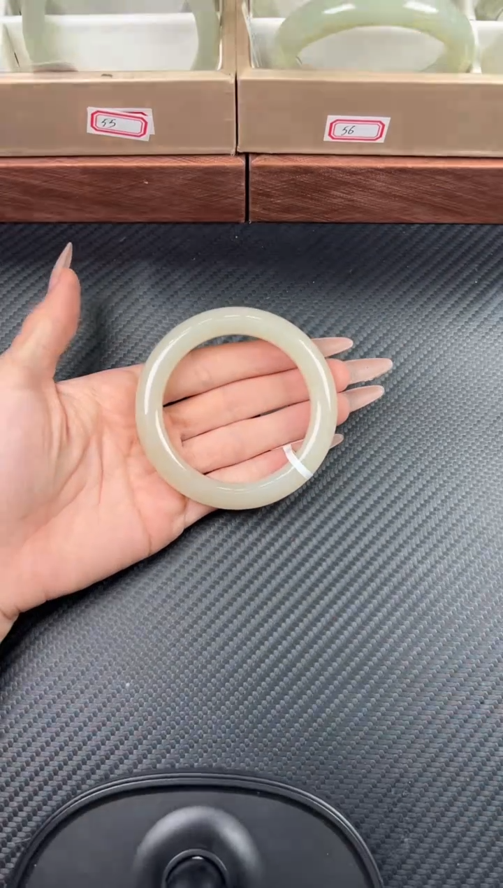 未镶嵌手镯和田玉黑山微色差58Jm