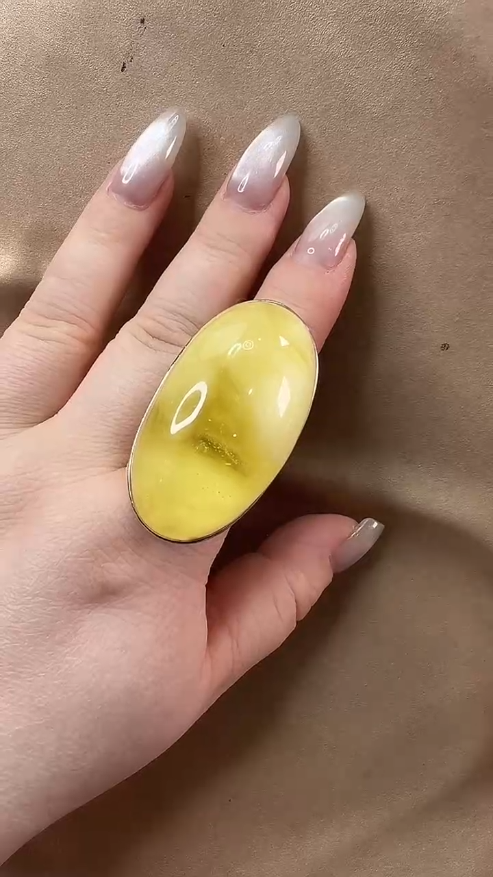 琥珀颈饰未镶嵌戒指