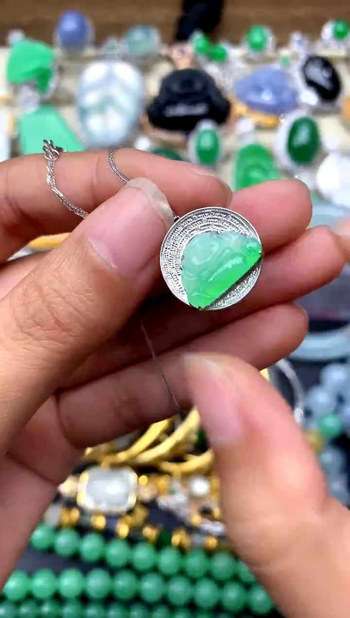 【闪购商品】翡翠颈饰18K金镶嵌372-中国好珍宝