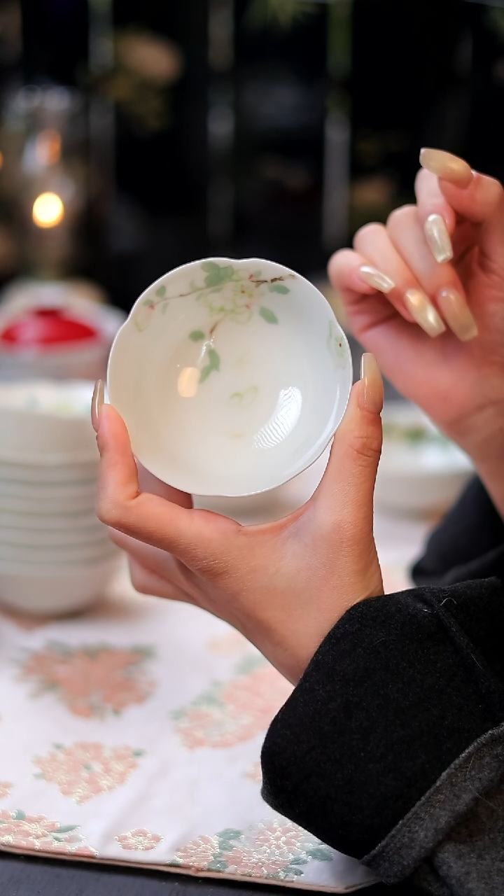 【闪购商品】梨花-哈哈哈哈哈哈