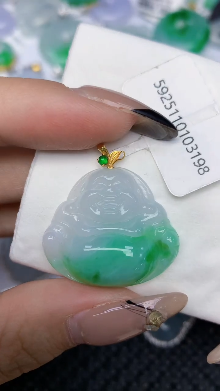 颈饰18K金镶嵌翡翠天然缅甸翡翠a货百元以上9元证书费自理