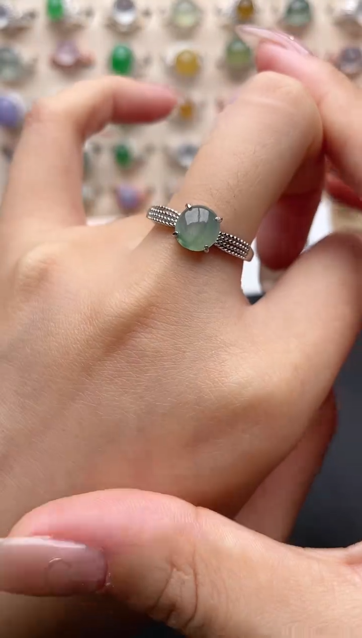 【闪购商品】翡翠戒指银S925镶嵌一物一证一礼盒