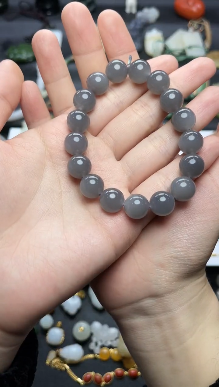 未镶嵌手绳和田玉烟紫手串06