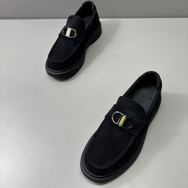 广州男鞋春季新款磨砂皮鞋高品质时尚轻奢百搭一脚蹬平底男鞋舒适