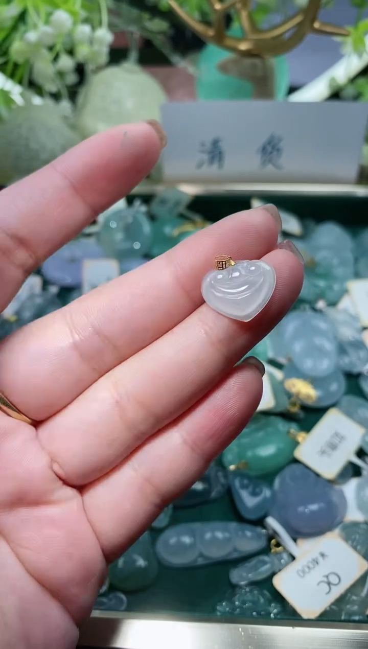 【闪购商品】翡翠颈饰18K金镶嵌天然A货翡翠一件