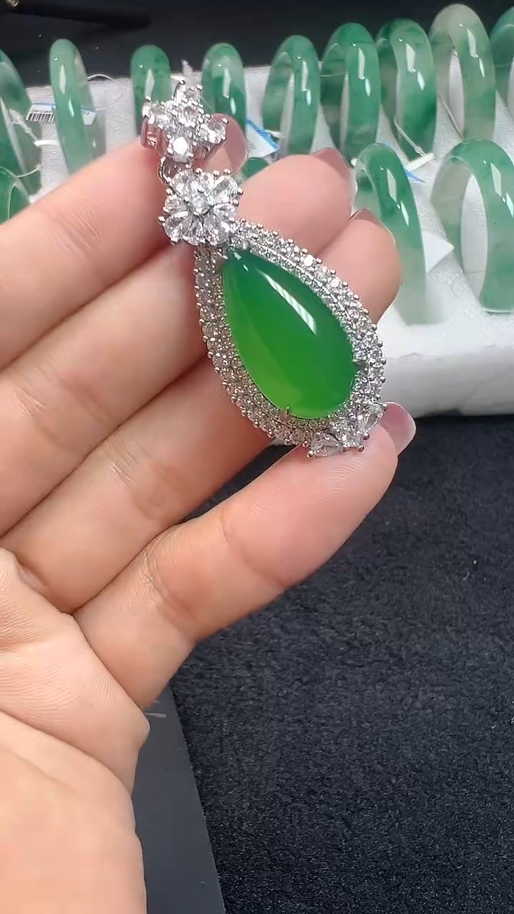 玛瑙/玉髓颈饰合金6032带链子满绿多样性发一