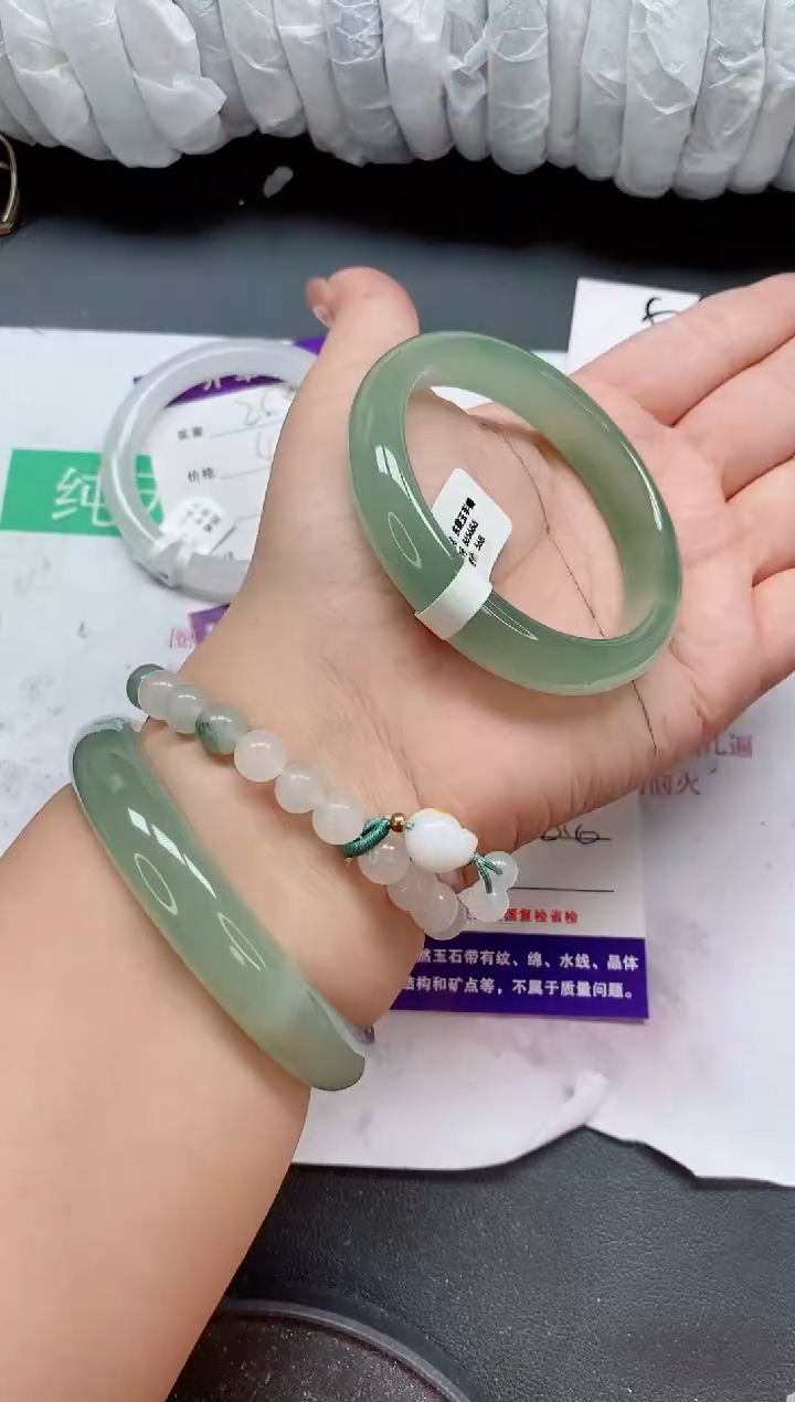 未镶嵌手镯石英质玉269/58-59