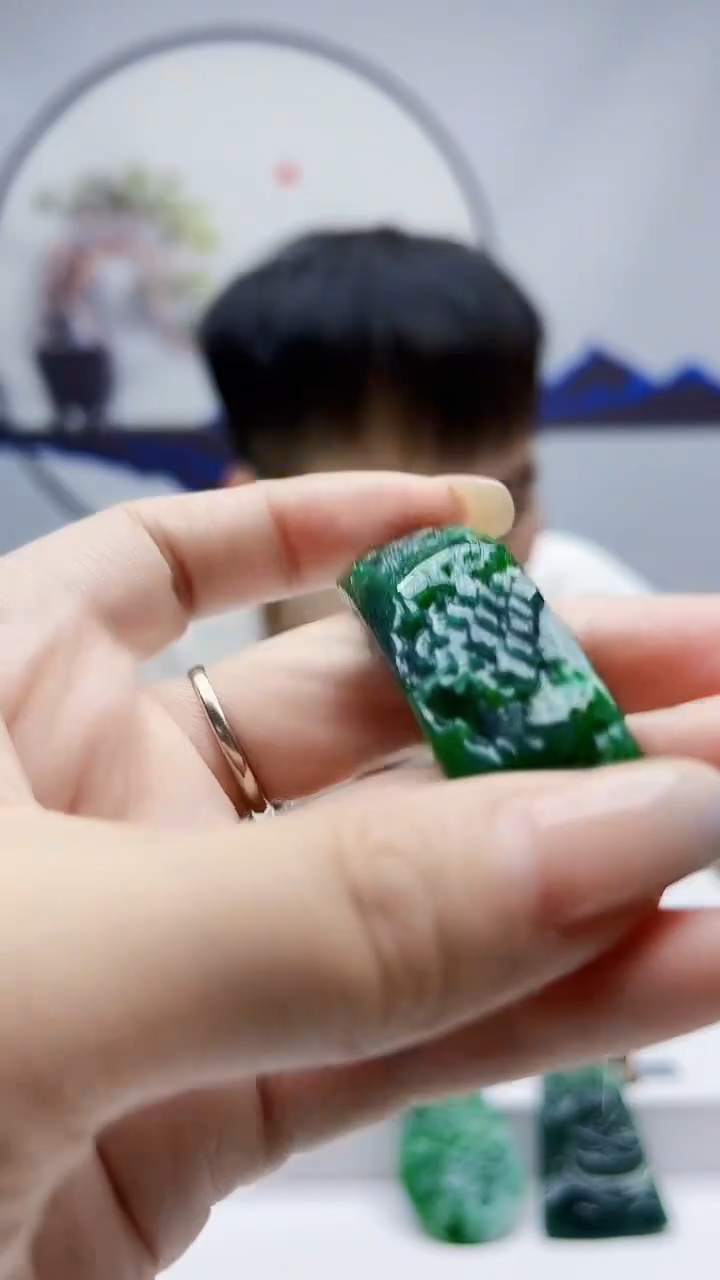 未镶嵌定制翡翠毛货挂件34