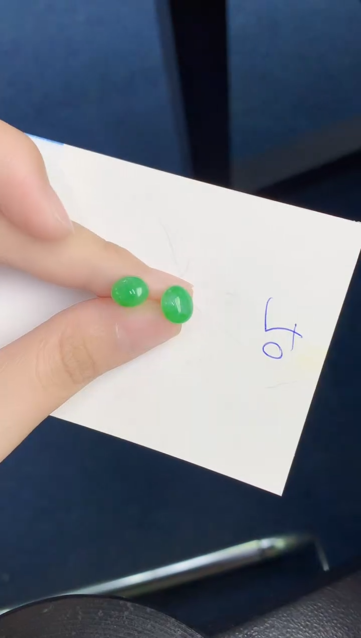 翡翠18K金镶嵌颈饰000000000