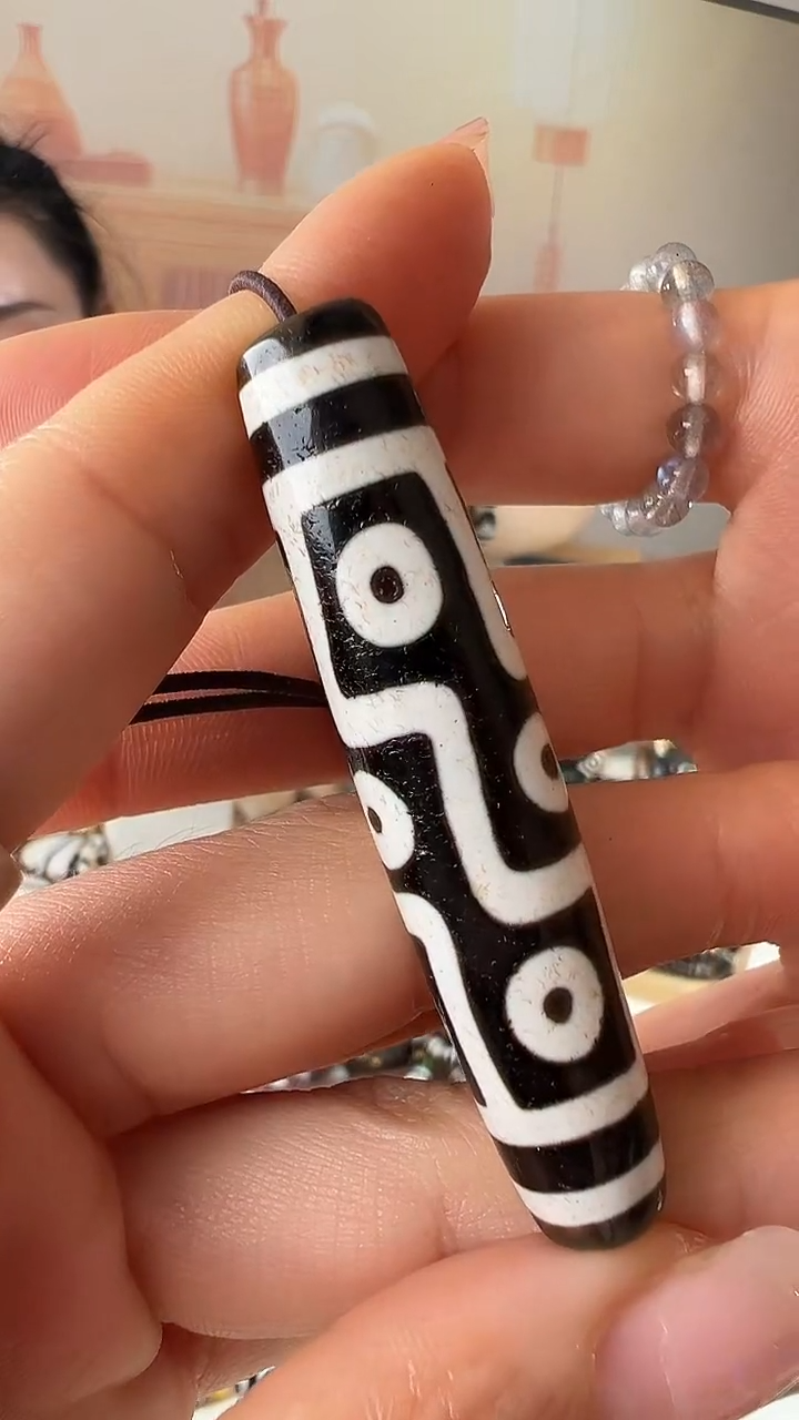 未镶嵌颈饰玛瑙/玉髓追****?九眼