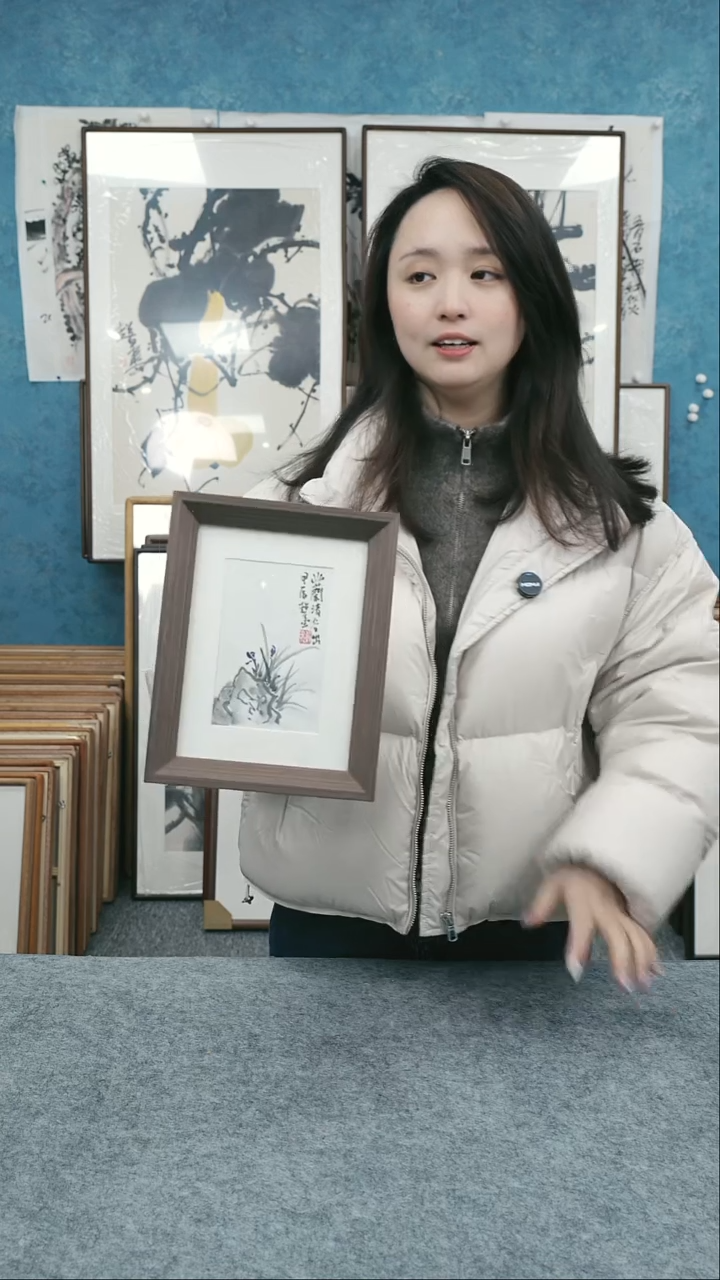 【闪购商品】国画8寸郑志超老师木质摆台