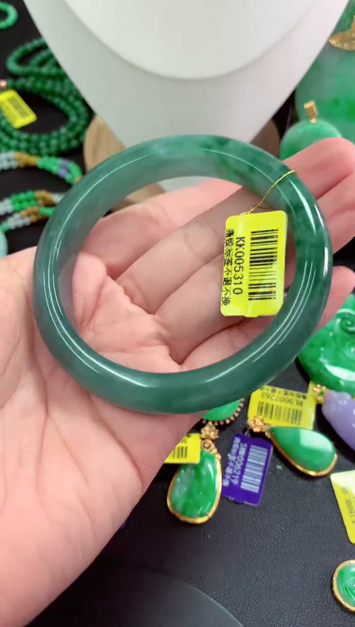 吊坠(不含链)未镶嵌翡翠天然缅甸翡翠A货