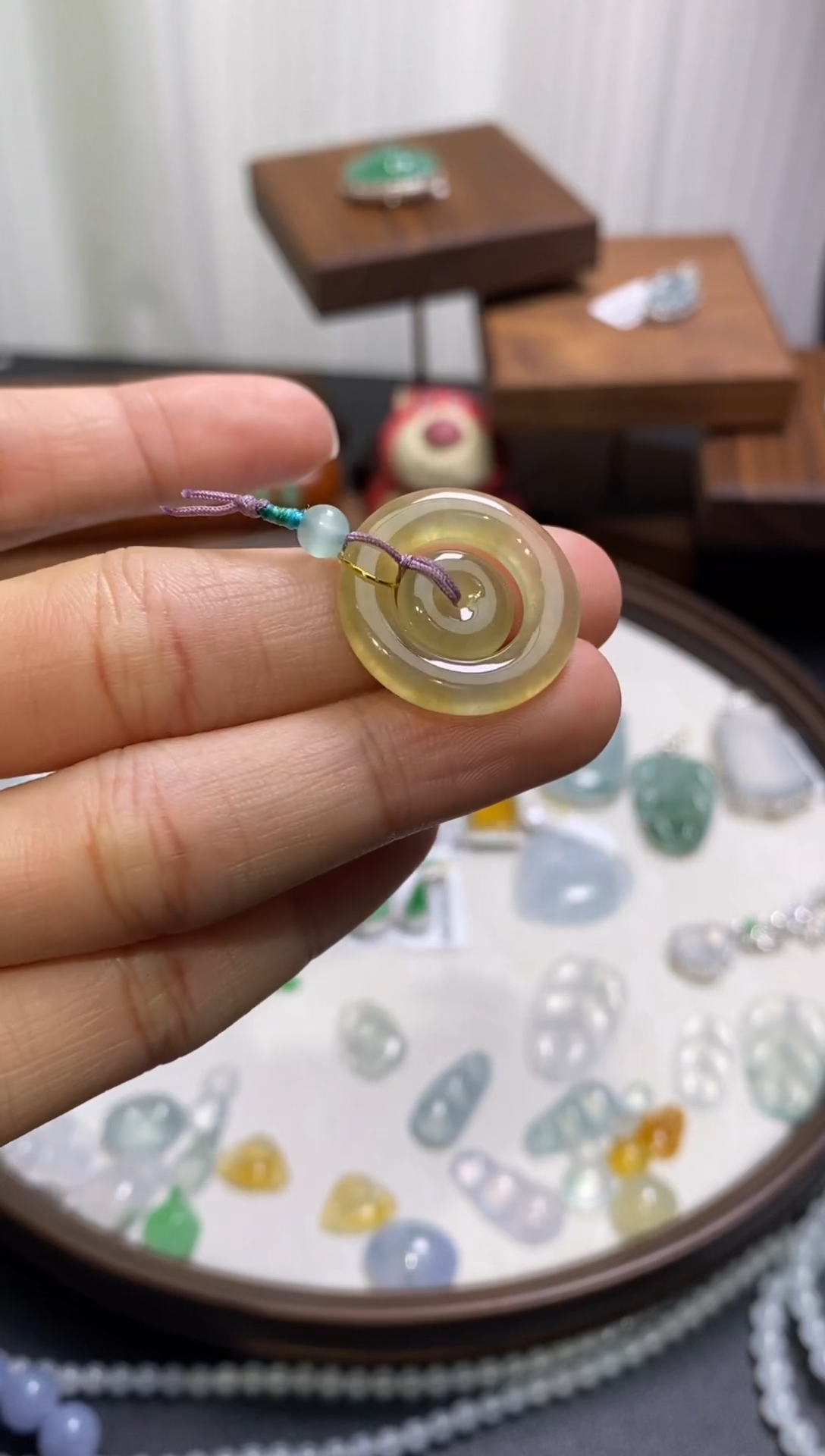 【闪购商品】翡翠颈饰未镶嵌子母扣