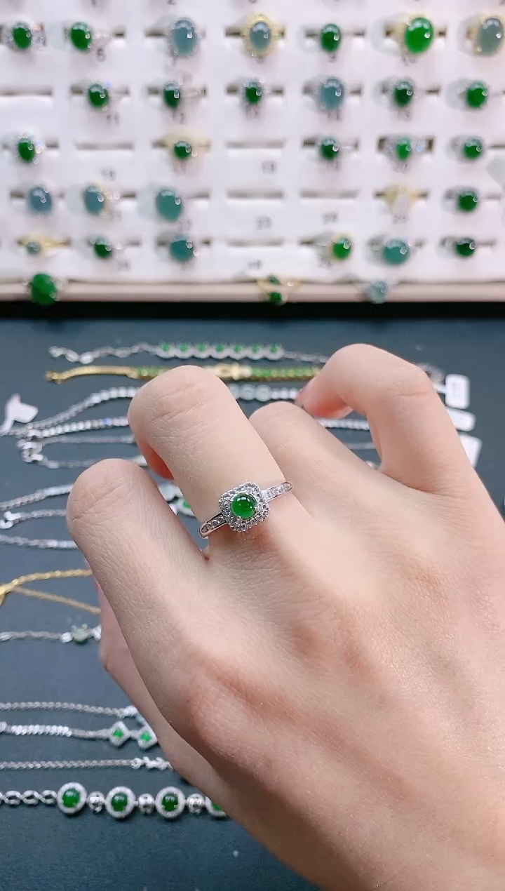 【闪购商品】翡翠戒指银S925镶嵌天然翡翠