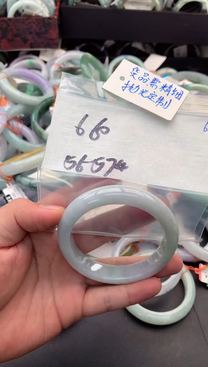 【闪购商品】定制翡翠未镶嵌毛货需精细抛光+多人