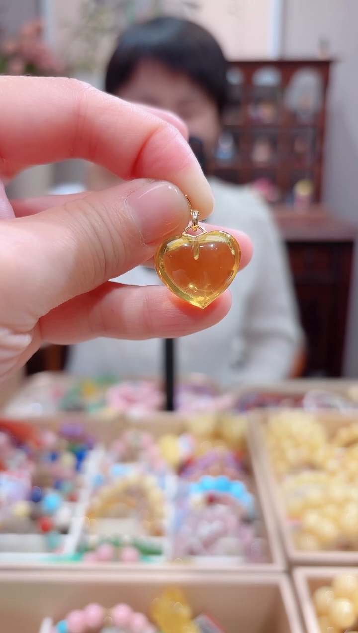 【闪购商品】琥珀颈饰18K金镶嵌设计款珠串