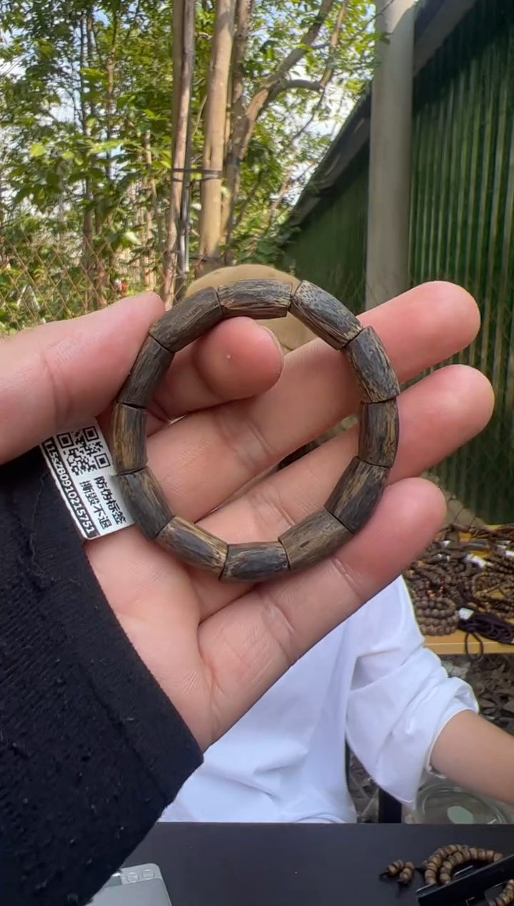 【闪购商品】沉香手串绿棋楠张勺子8克多样性发1件