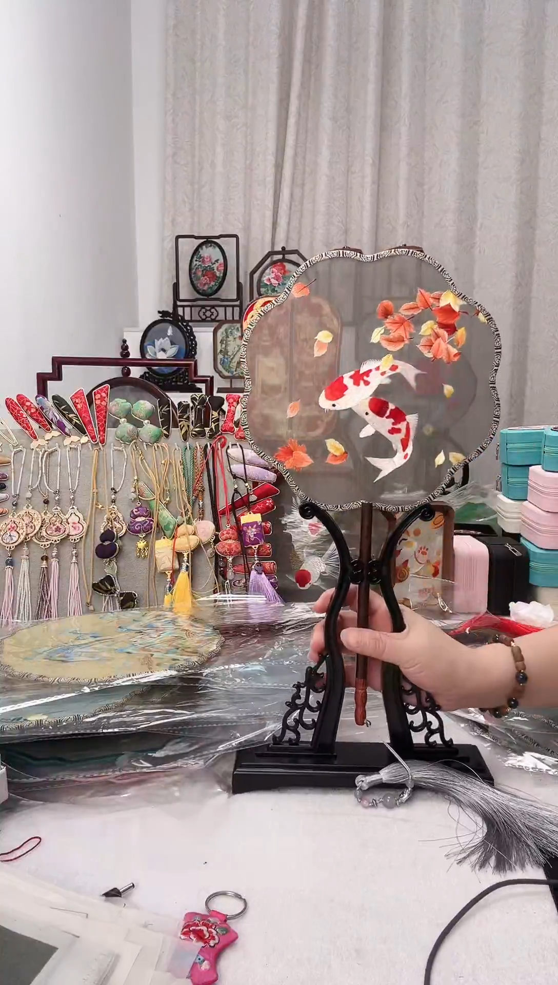 扇子苏绣作品手工首饰盒