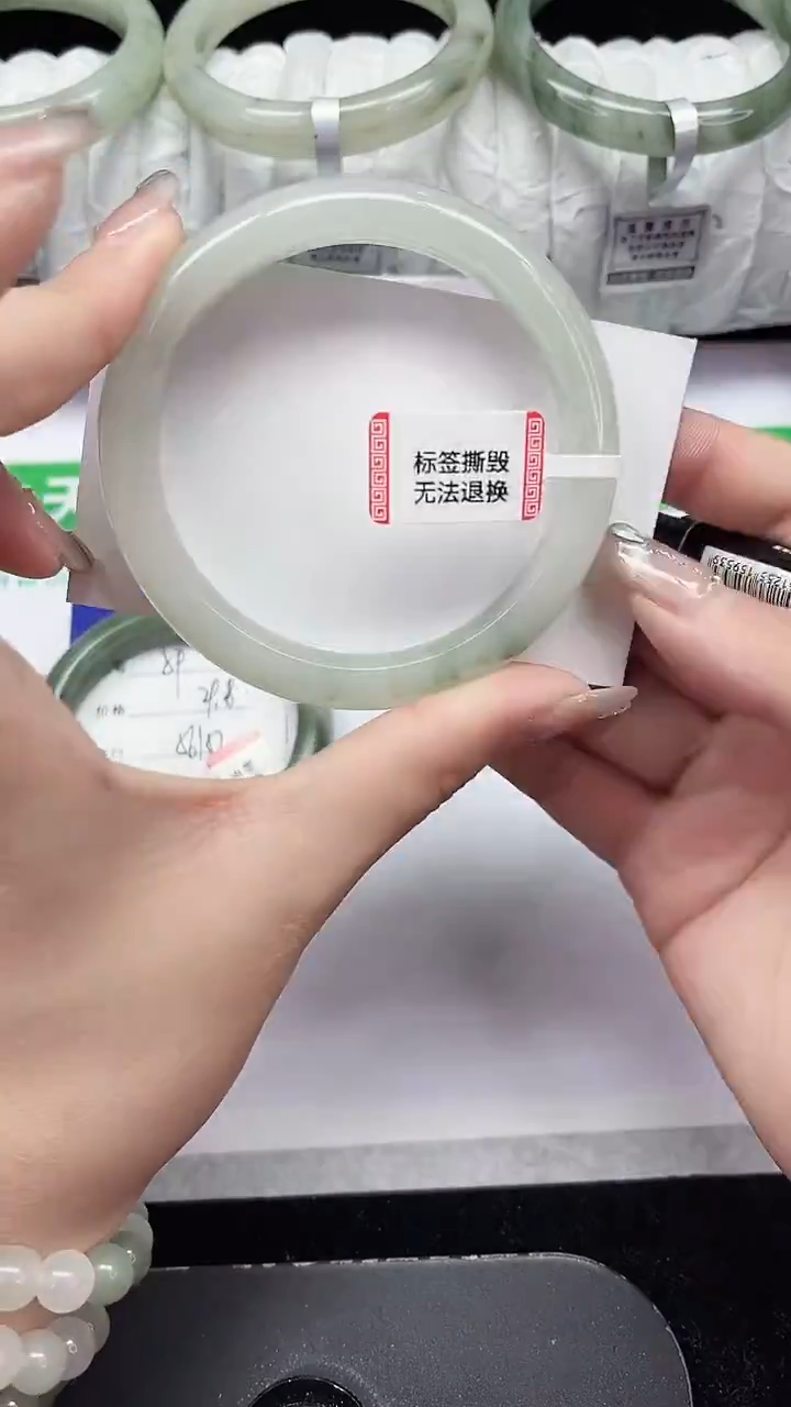 未镶嵌手镯石英质玉60-58/59