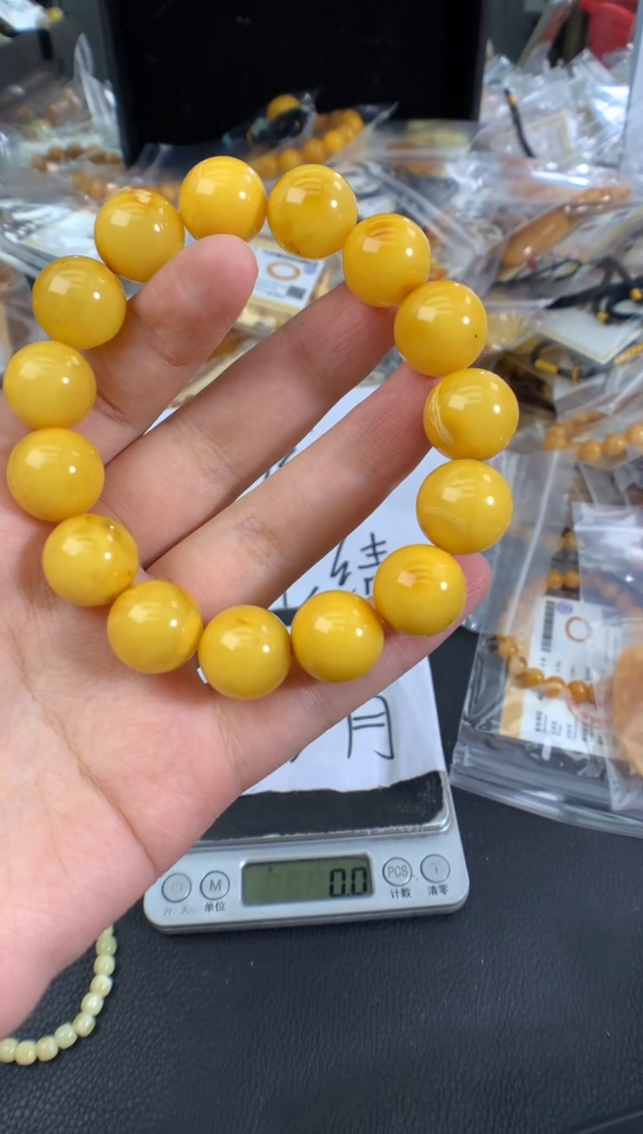 蜜蜡未镶嵌珠宝奇石1